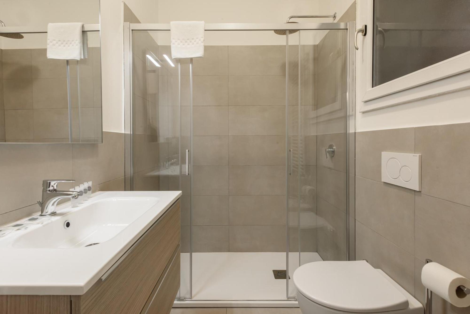 Flora - Brand New Near Historic Center Apartamento Florença