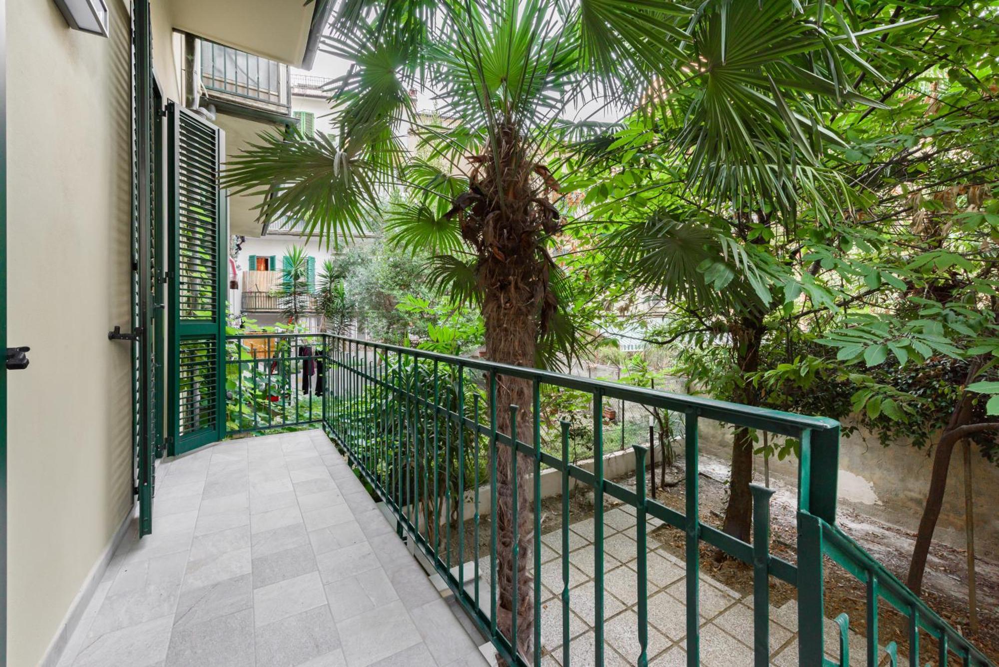 Flora - Brand New Near Historic Center Apartamento